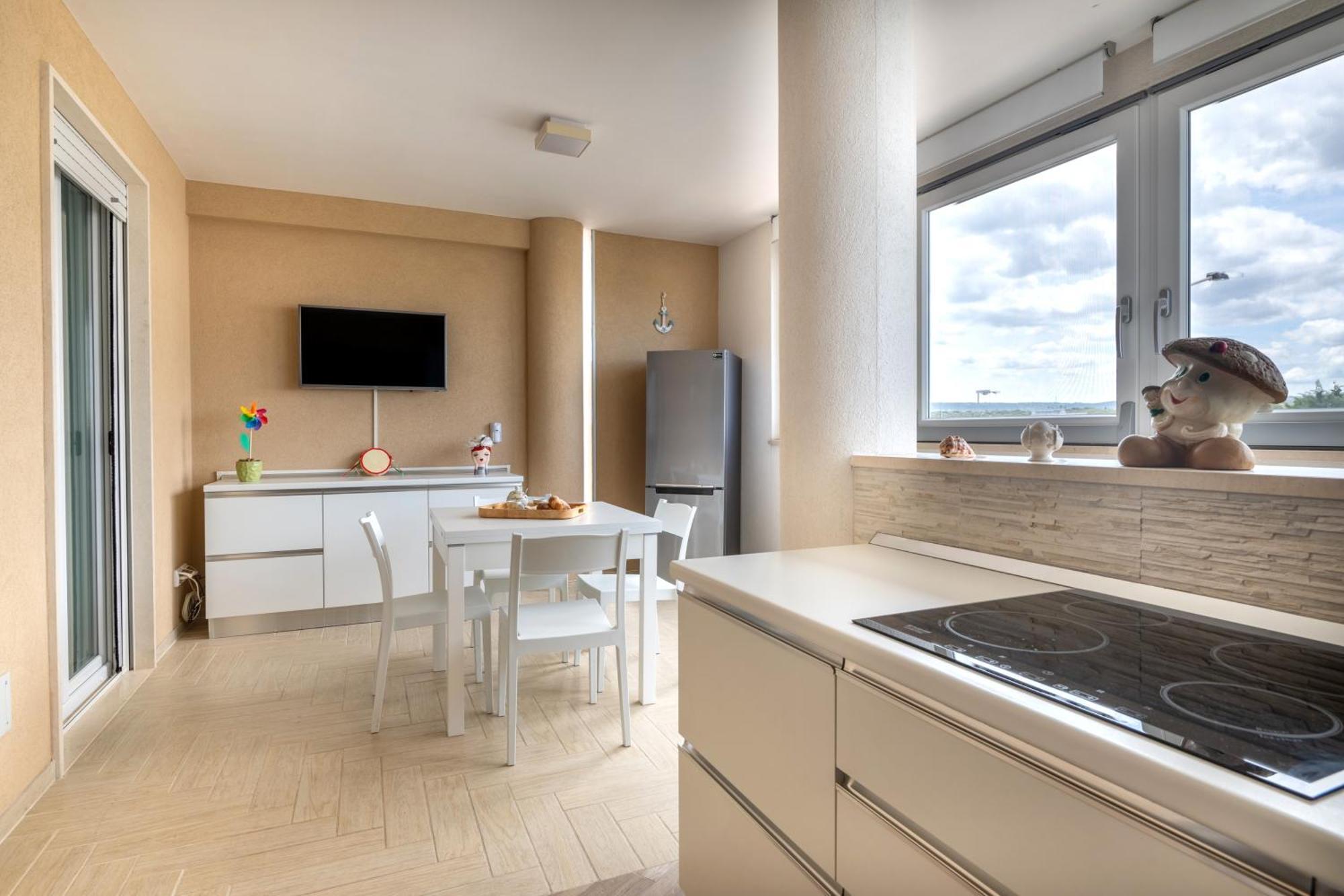 Monopoli Favolosa - Spacious 100Mq Apt. W/ Parking 外观 照片